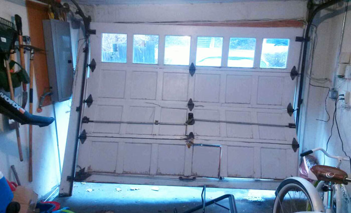 Garage door repair Tacoma